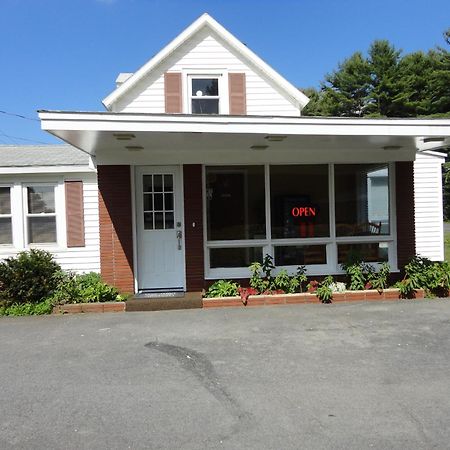 Sara Glen Motel - Saratoga Springs-Glens Falls Fort Edward Exterior photo