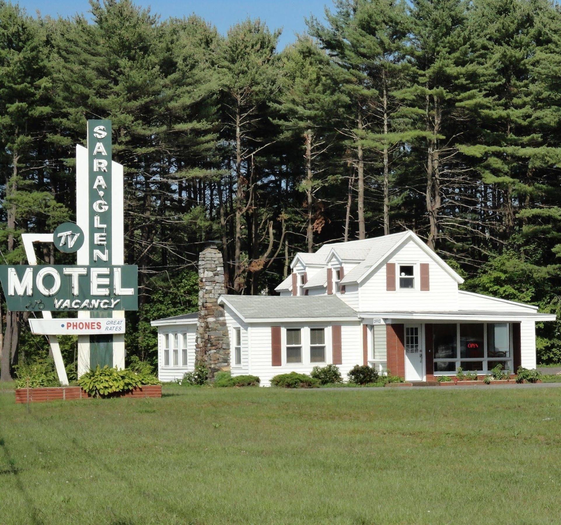 Sara Glen Motel - Saratoga Springs-Glens Falls Fort Edward Exterior photo